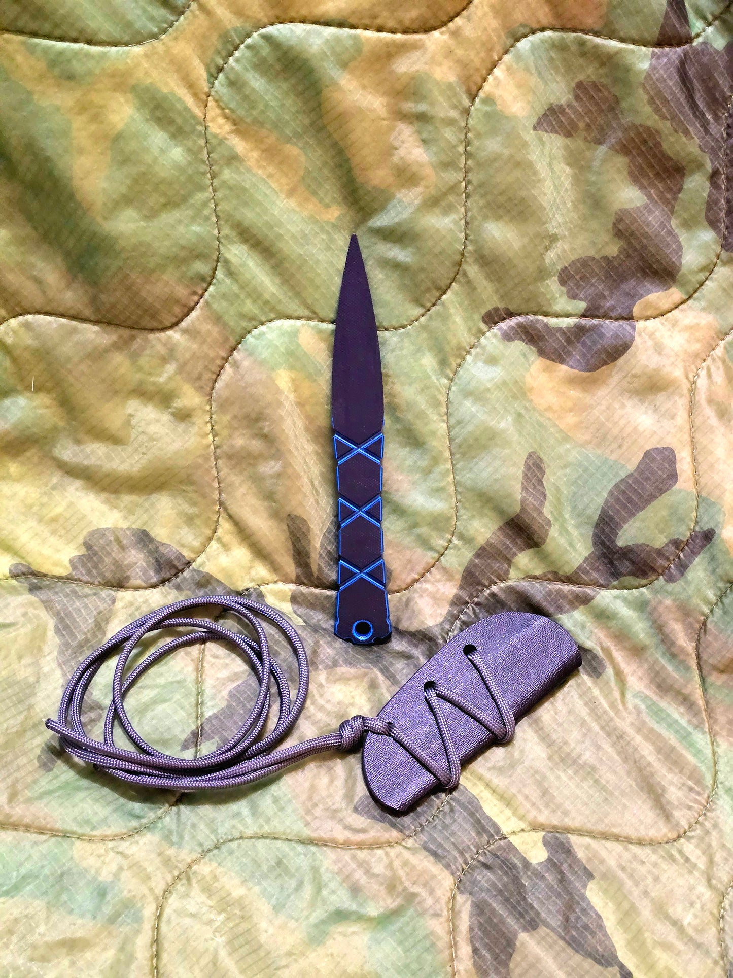 G10 WD NPE Tool Blue Black