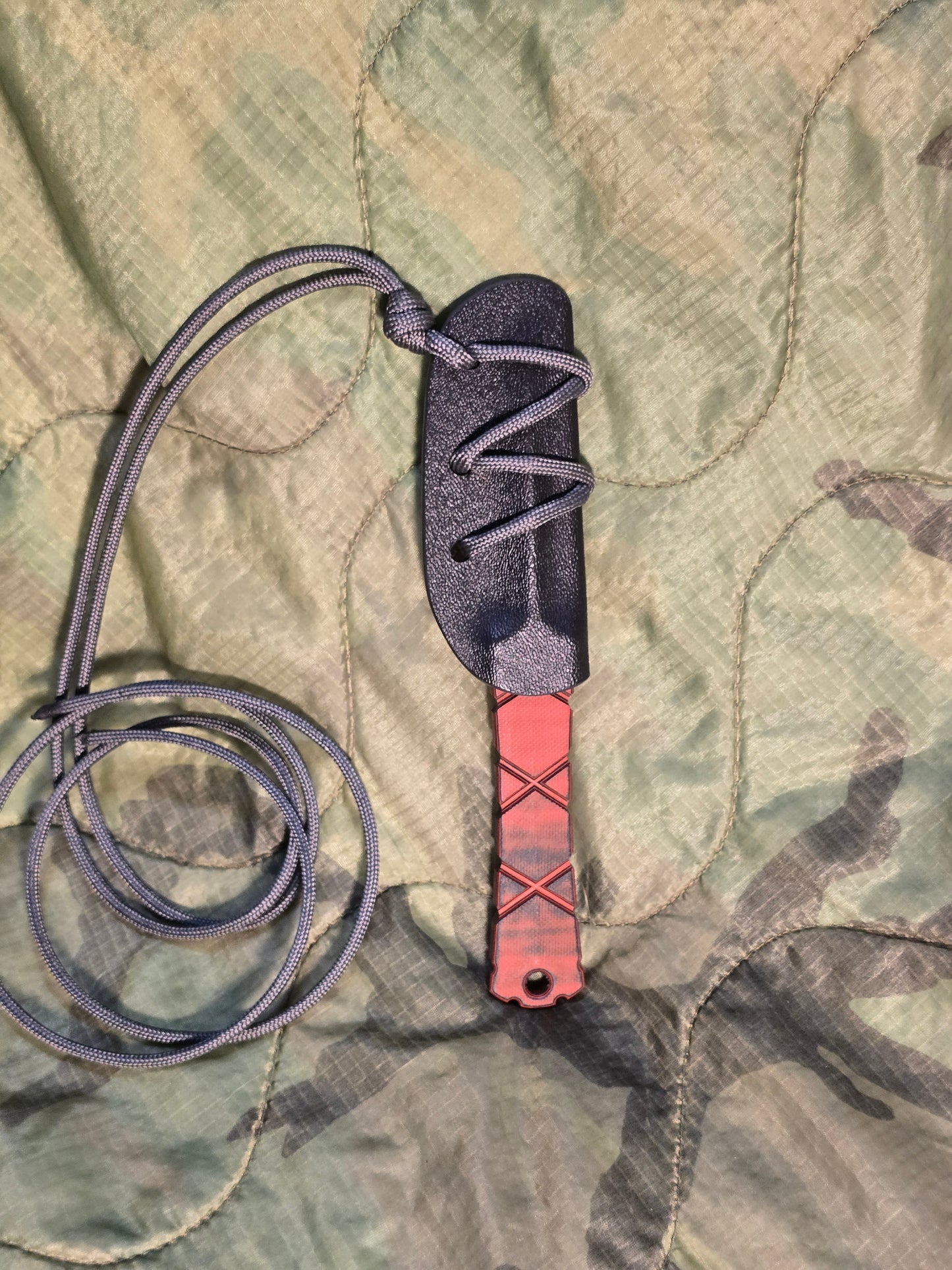 G10 WD NPE Tool Red Black