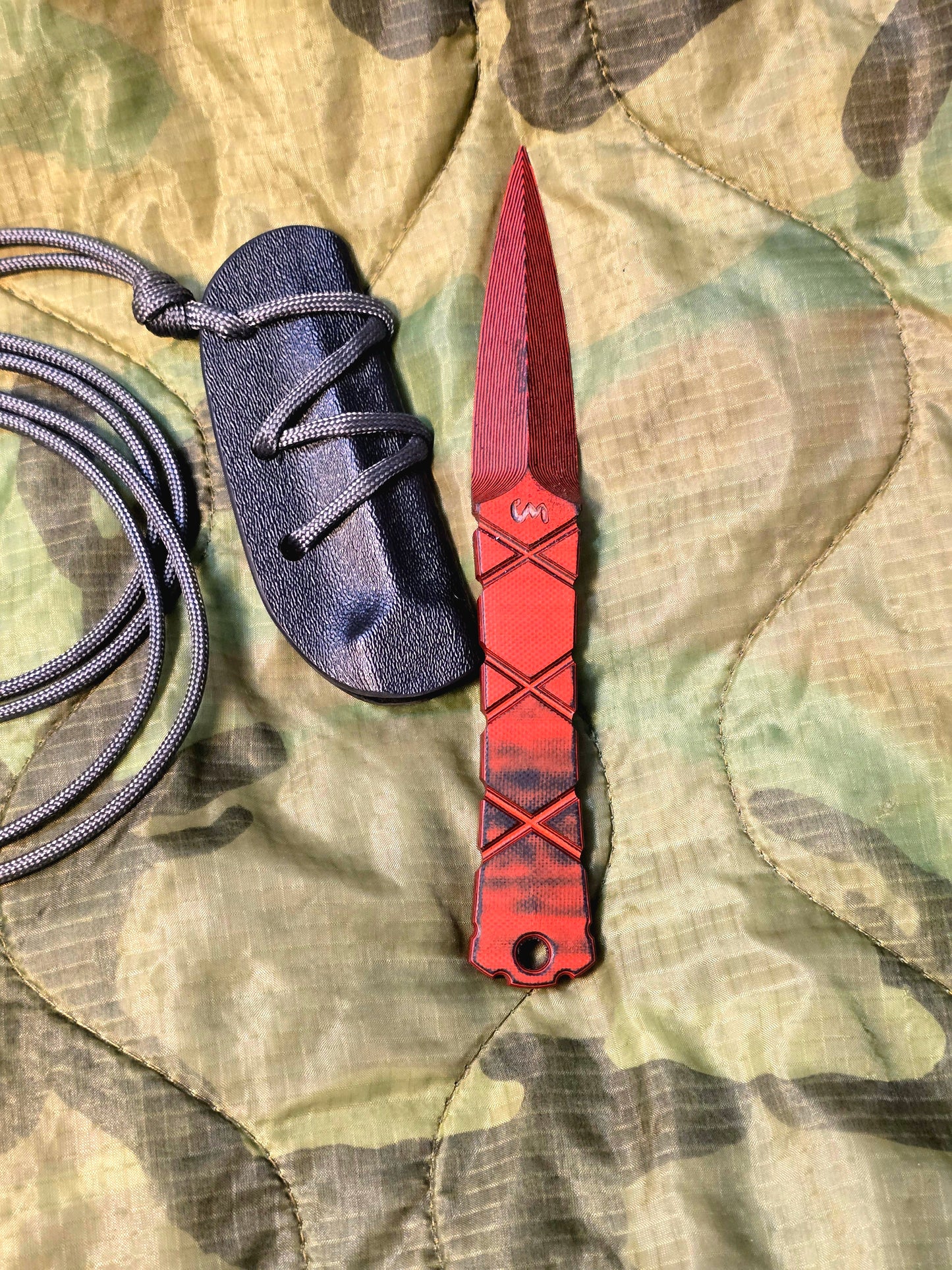 G10 WD NPE Tool Red Black